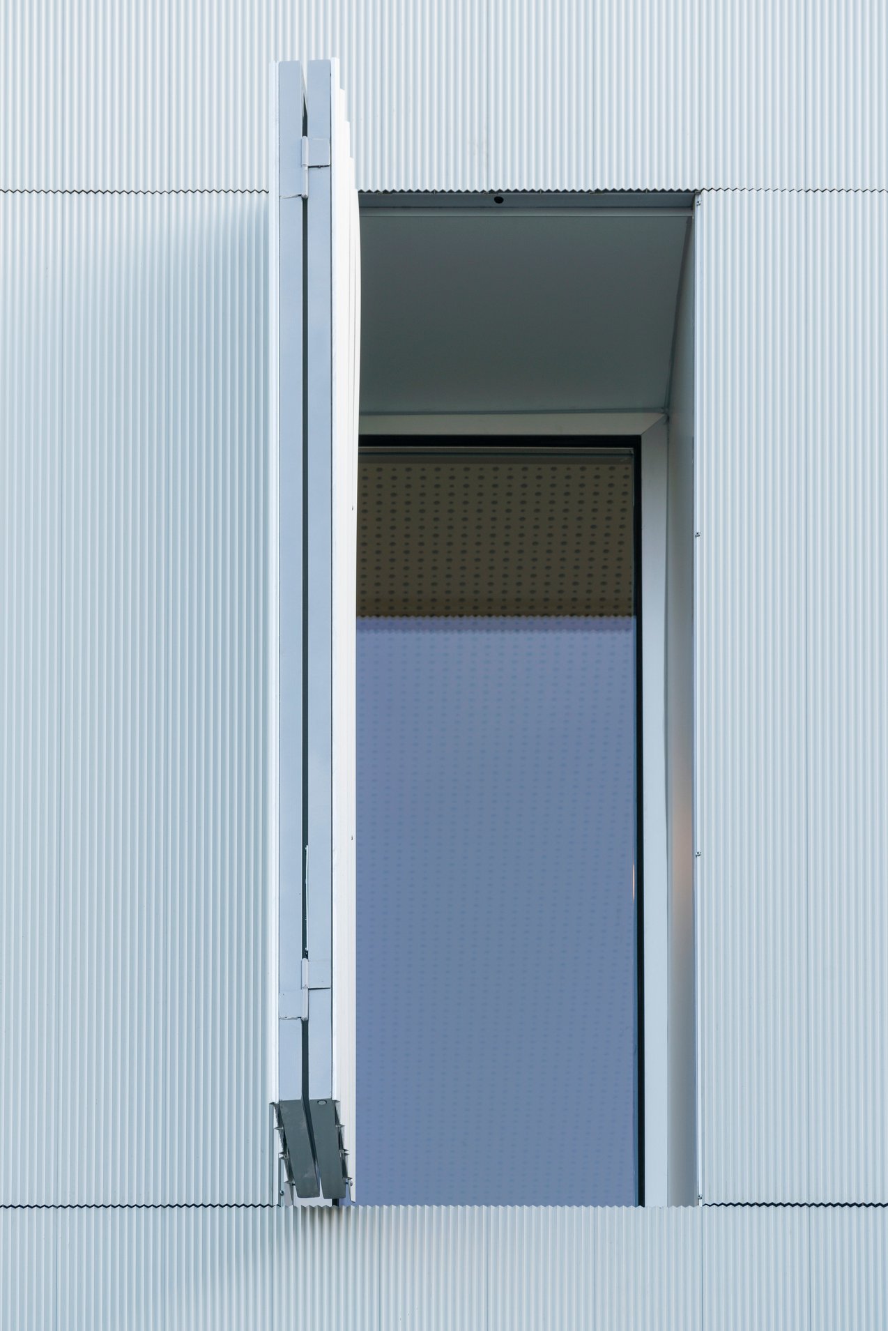 Servicios profesionales de la rehabilitación de fachadas ventiladas en aluminio