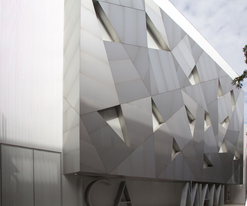 revestimiento fachada aluminio museo ICA Miami Alu Stock 14