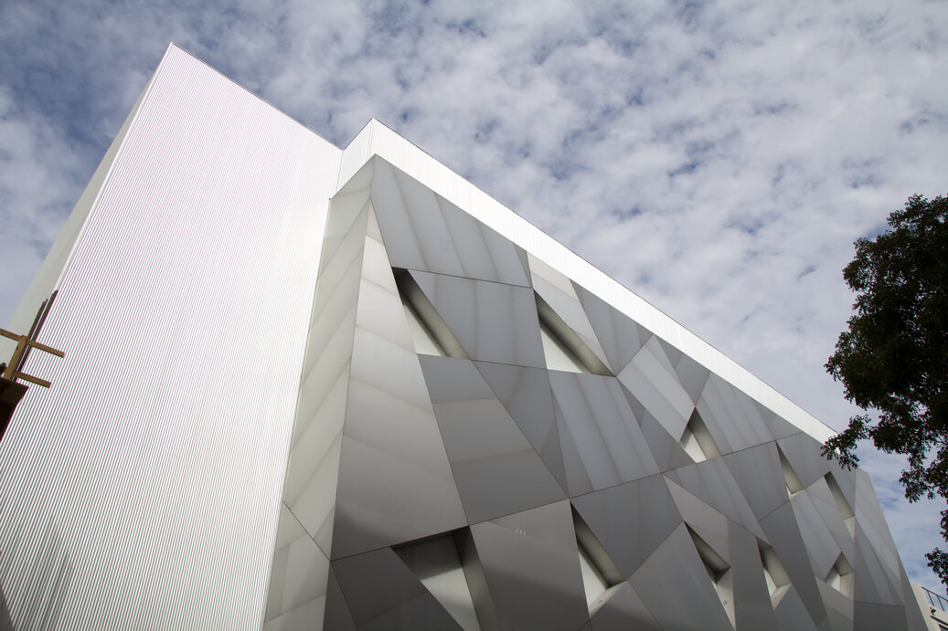 revestimiento fachada aluminio museo ICA Miami Alu Stock 15