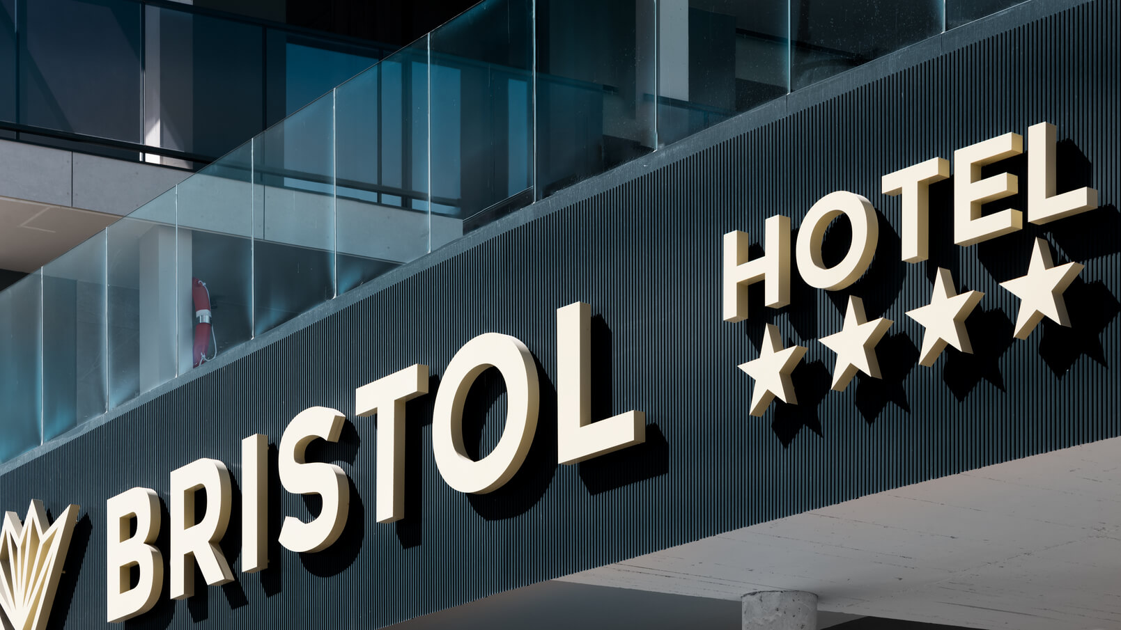 revestimiento fachada exterior aluminio Alu Stock hotel bristol 4