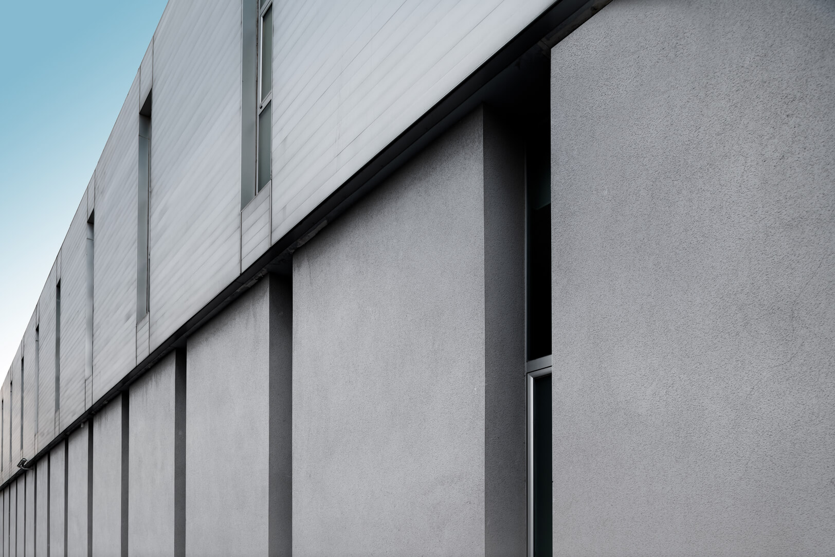revestimiento fachada ventilada aluminio Centro Benimaclet Alu Stock 1