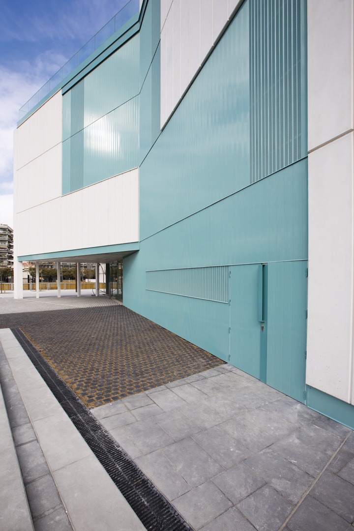 UPC-Barcelona-Alu-Stock-4